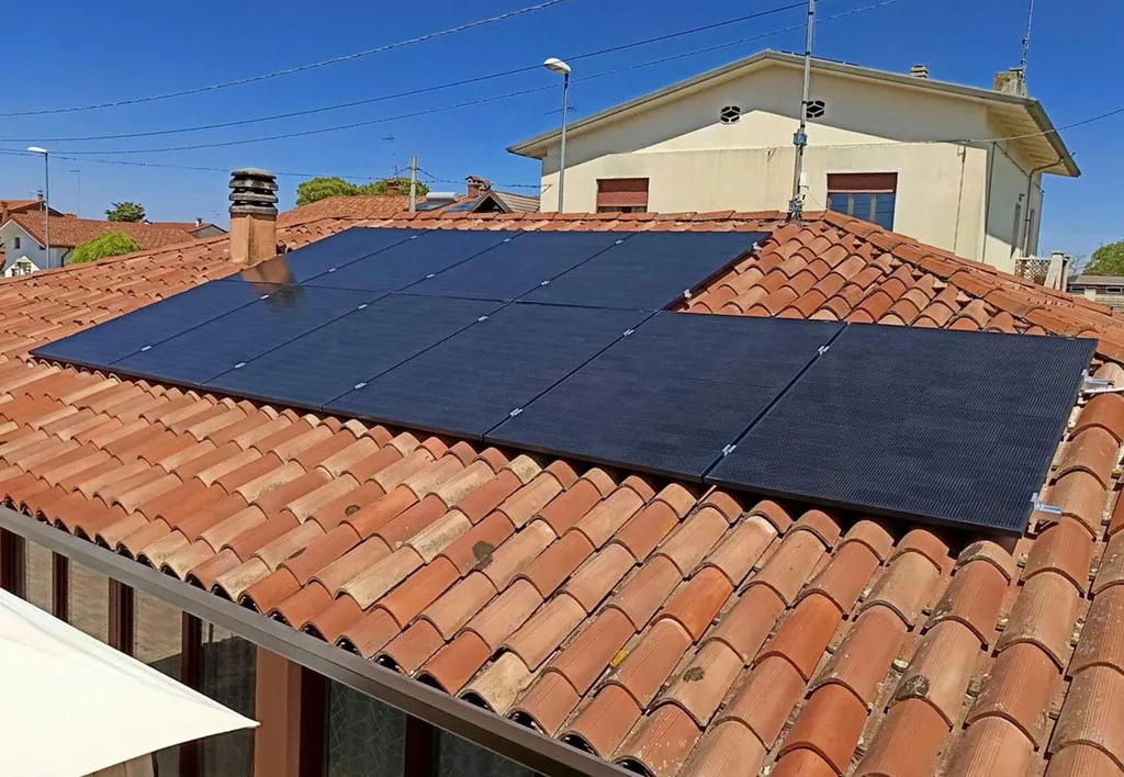 Impianto fotovoltaico realizzato in provincia di Udine (Friuli Venezia Giulia)