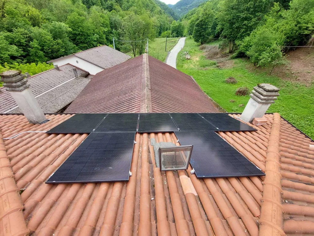 Impianto fotovoltaico realizzato in provincia di Udine (Friuli Venezia Giulia)