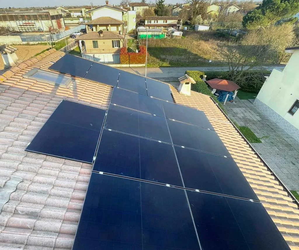 Impianto fotovoltaico realizzato in provincia di Piacenza (Emilia Romagna)